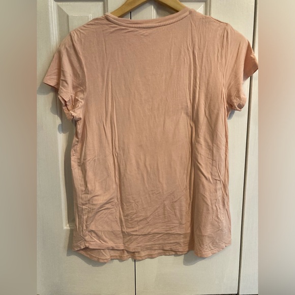 Kindred Bravely nursing t shirt - Picture 4 of 4